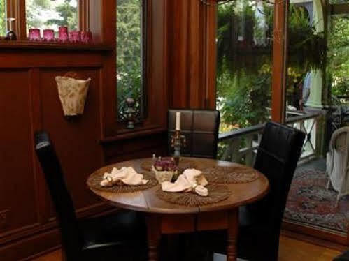 Boyden House Inn B&B Grand Haven Εστιατόριο φωτογραφία
